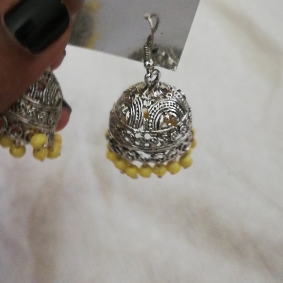 Ear rings yellow traditional - Picture 2 of 5